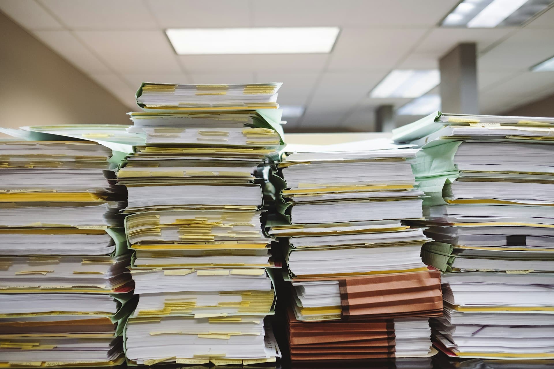 IA na análise de documentos: quando funciona de verdade e quando quebra
